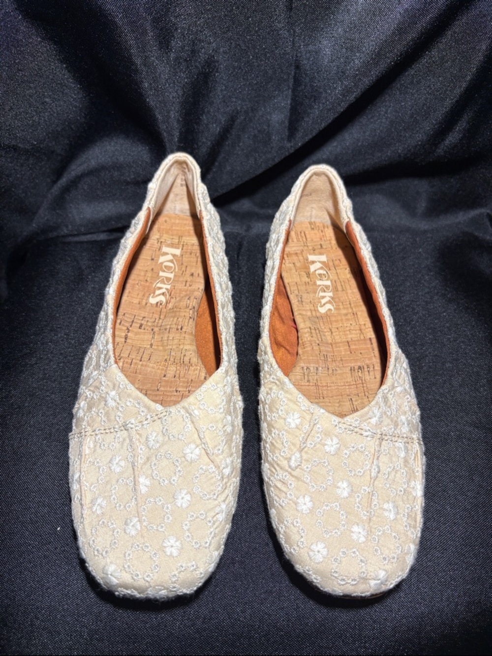 Women’s Korks Palmer ballet flats, size 6